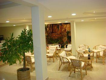 Residencia Santa Marta Hotel Tomar Buitenkant foto